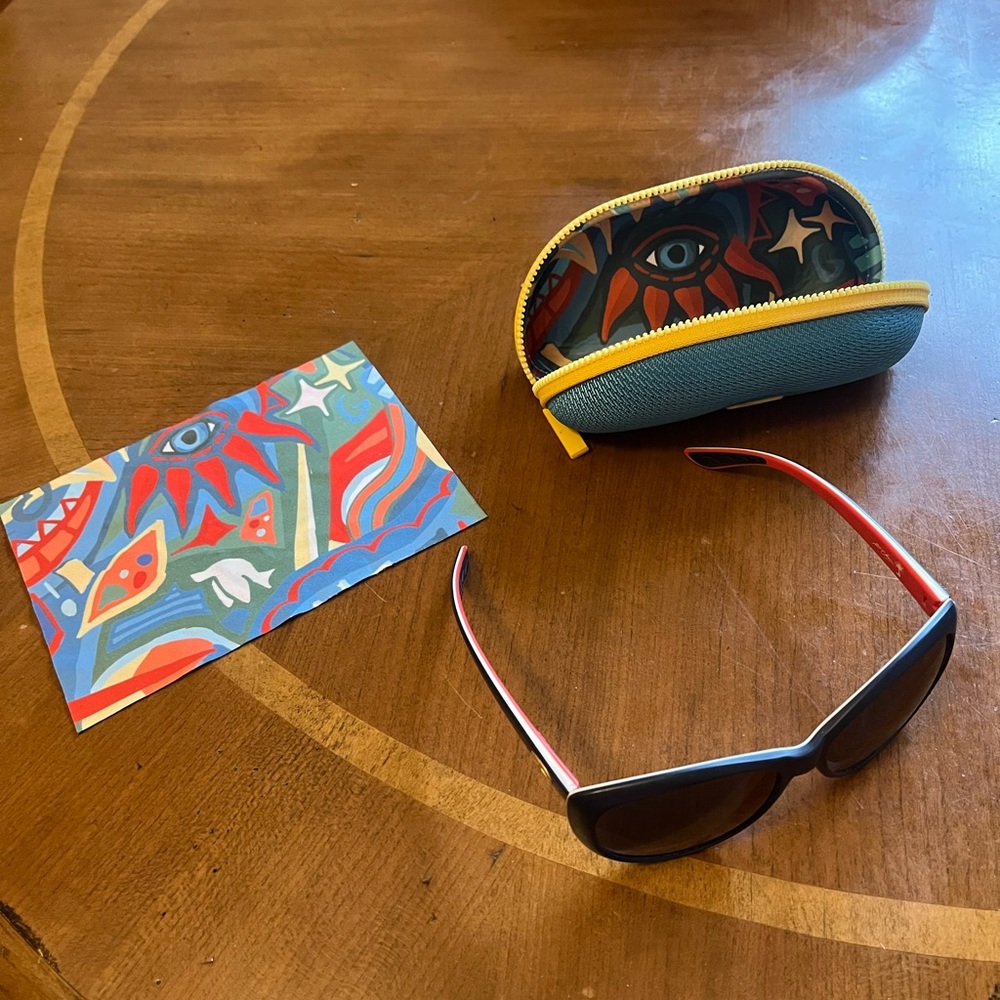 Limited Edition. Kenny Chesney Costa Del Mar frame model La Mar.